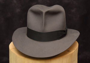 Read more about the article Stone Grey Raiders Fedora