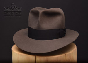 Mehr über den Artikel erfahren Smoke Clipper Fedora Hut