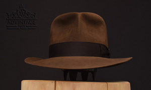 Mehr über den Artikel erfahren Raiders Fedora in Sable