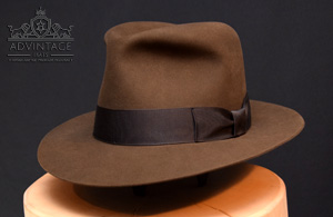 Mehr über den Artikel erfahren Temple Fedora Hut (nur etwas kleiner)