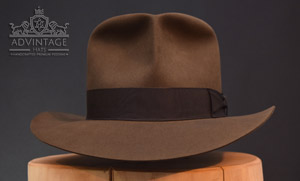 Read more about the article Raider Fedora Hat in Sable with Turn