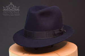 Read more about the article Blue Blacklist Trilby Hat in Dark-Royal