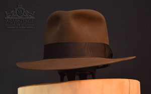 Mehr über den Artikel erfahren Tempel Fedora Hut in der Farbe Sable