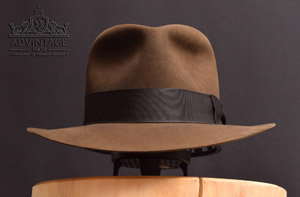 Read more about the article Temple Fedora hat in Sable