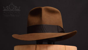 Mehr über den Artikel erfahren adVintage MasterPiece Fedora Hut Raiders Style (Idol Grab Scene) in Bright-Sable