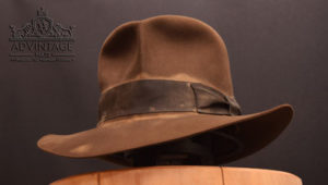 Mehr über den Artikel erfahren Distressed Hero Streets of Cairo Fedora Hut in Sable