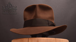 Mehr über den Artikel erfahren Ein dezenter SoC Fedora Hut in True-Sable