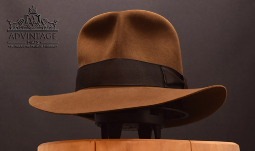 Mehr über den Artikel erfahren Dezenter Streets of Cairo Fedora Hut in Bright-Sable