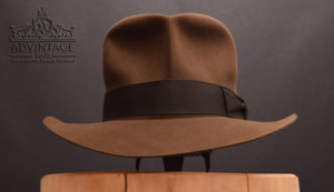 Mehr über den Artikel erfahren Dezenter MasterPiece Streets of Cairo Fedora Hut in Sable