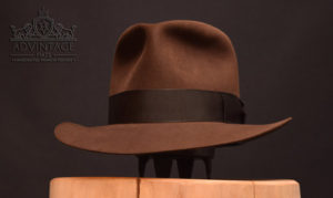 Read more about the article adVintage MasterPiece Crusader Fedora hat in True-Sable