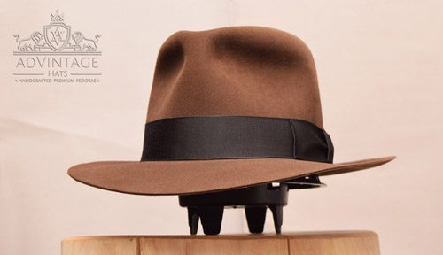 Mehr über den Artikel erfahren Temple Fedora hat in Sable 22