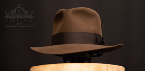 Read more about the article Crusader Fedora hat (beach scene) in Sable