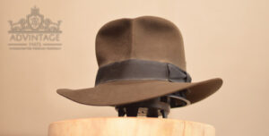 Mehr über den Artikel erfahren Hero SoC Fedora Hut in Sable