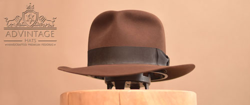 Mehr über den Artikel erfahren Crusader Fedora Hut in Sable 23