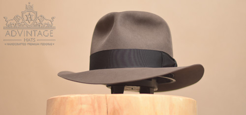Read more about the article Custom Travel Fedora Hat in Smoke Grey